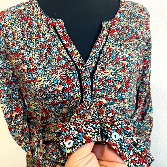 Anthropologie • Meadow Rue Luana Beautiful Floral Blouse - Picture 5 of 12